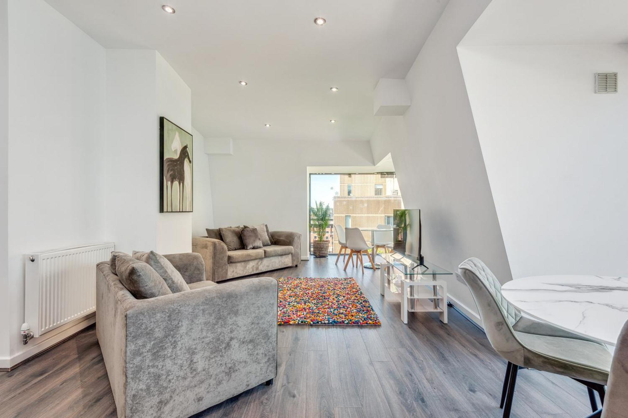 Retreat Apartment *